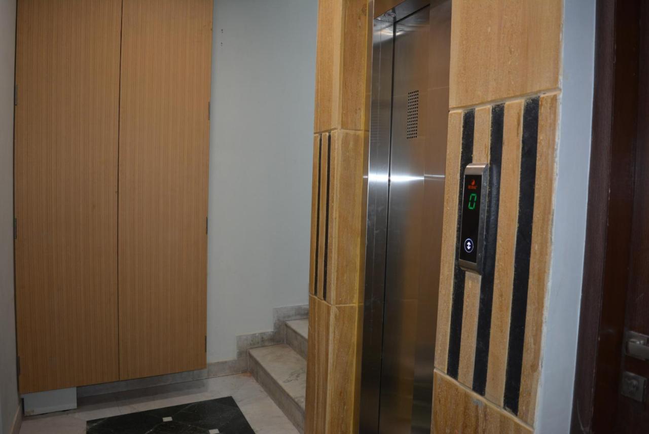 Fabhotel Naivara Boutique Udaipur Bagian luar foto