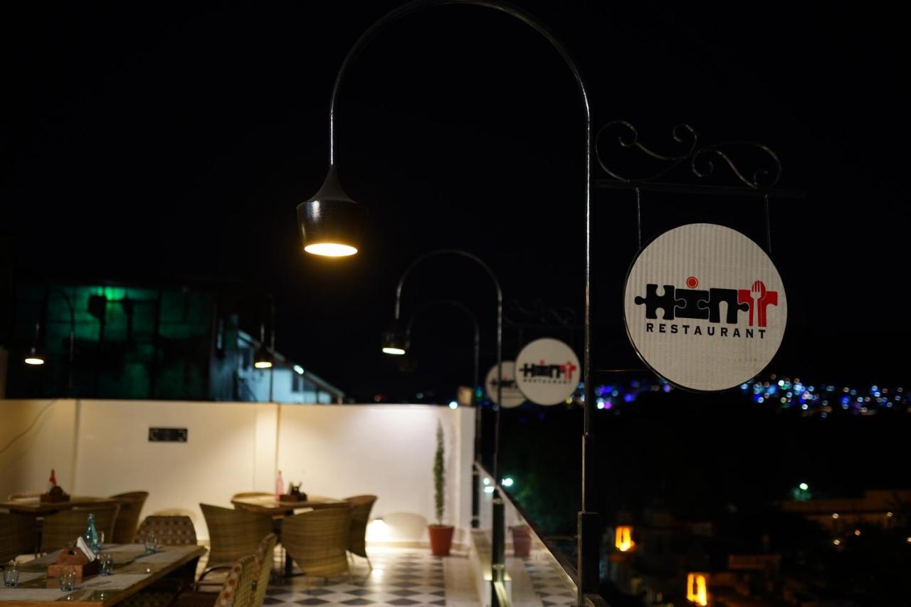 Fabhotel Naivara Boutique Udaipur Bagian luar foto