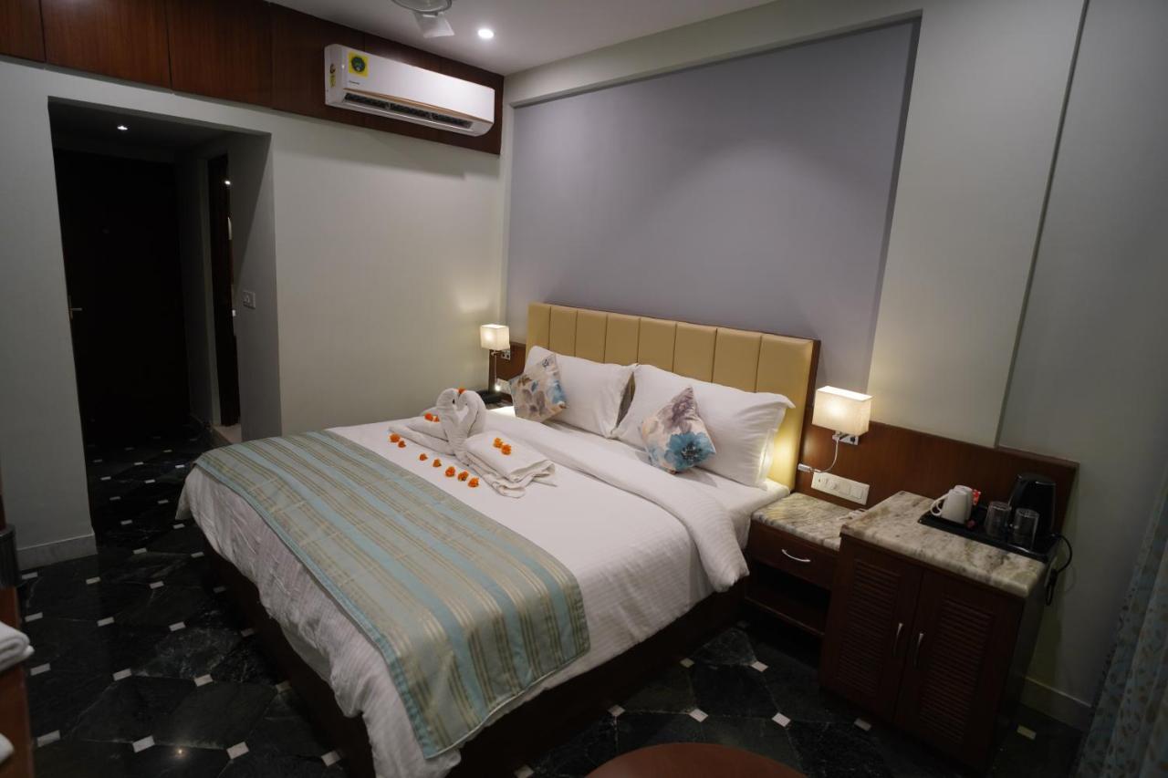 Fabhotel Naivara Boutique Udaipur Bagian luar foto