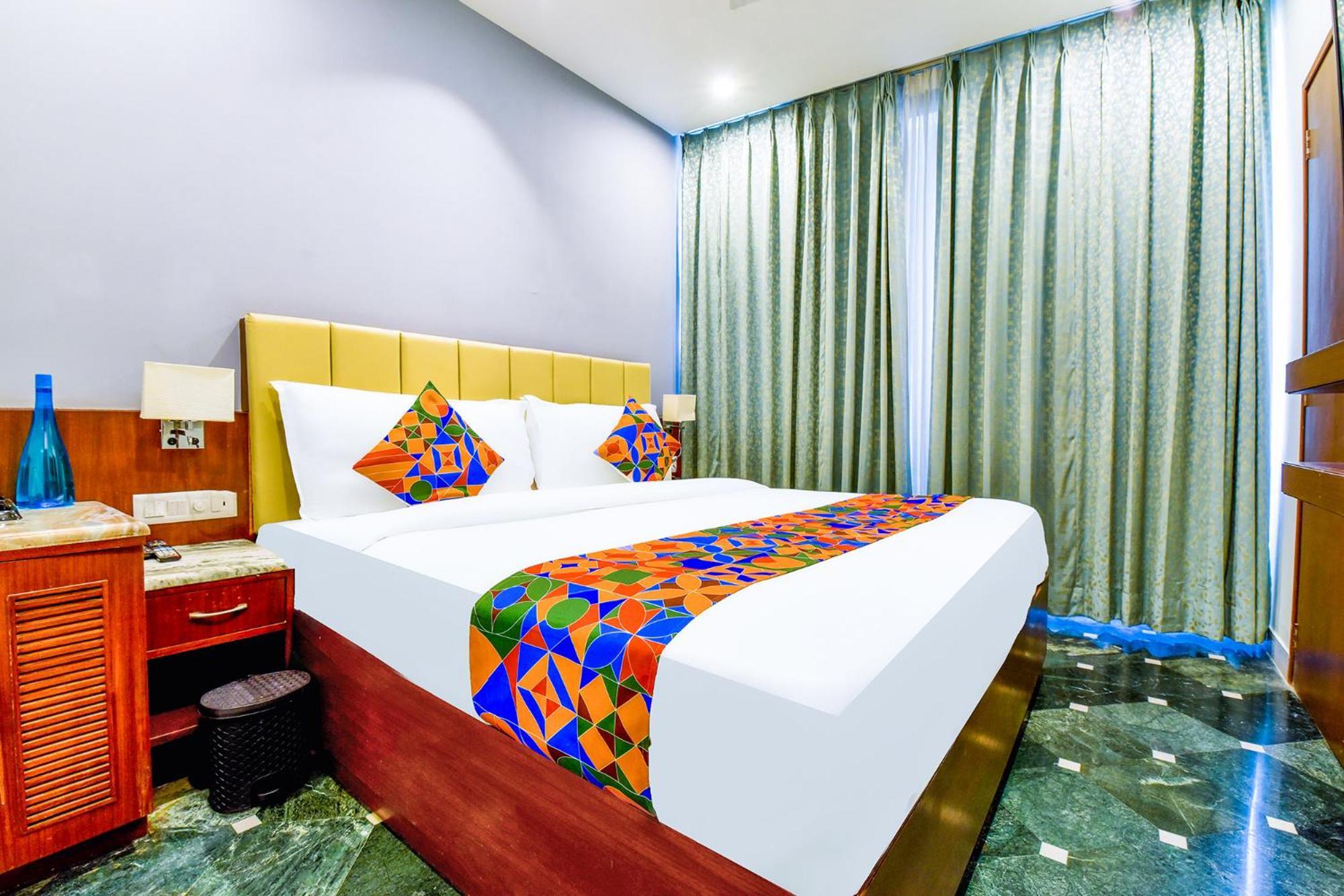 Fabhotel Naivara Boutique Udaipur Bagian luar foto