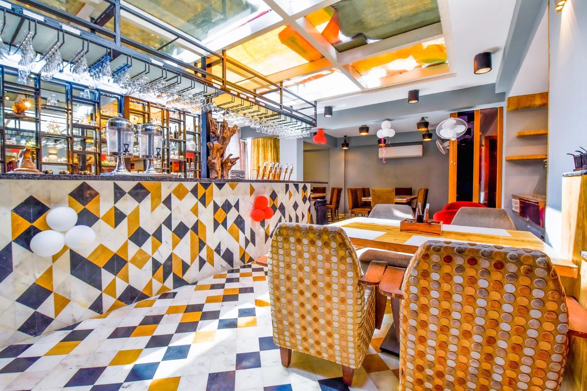 Fabhotel Naivara Boutique Udaipur Bagian luar foto