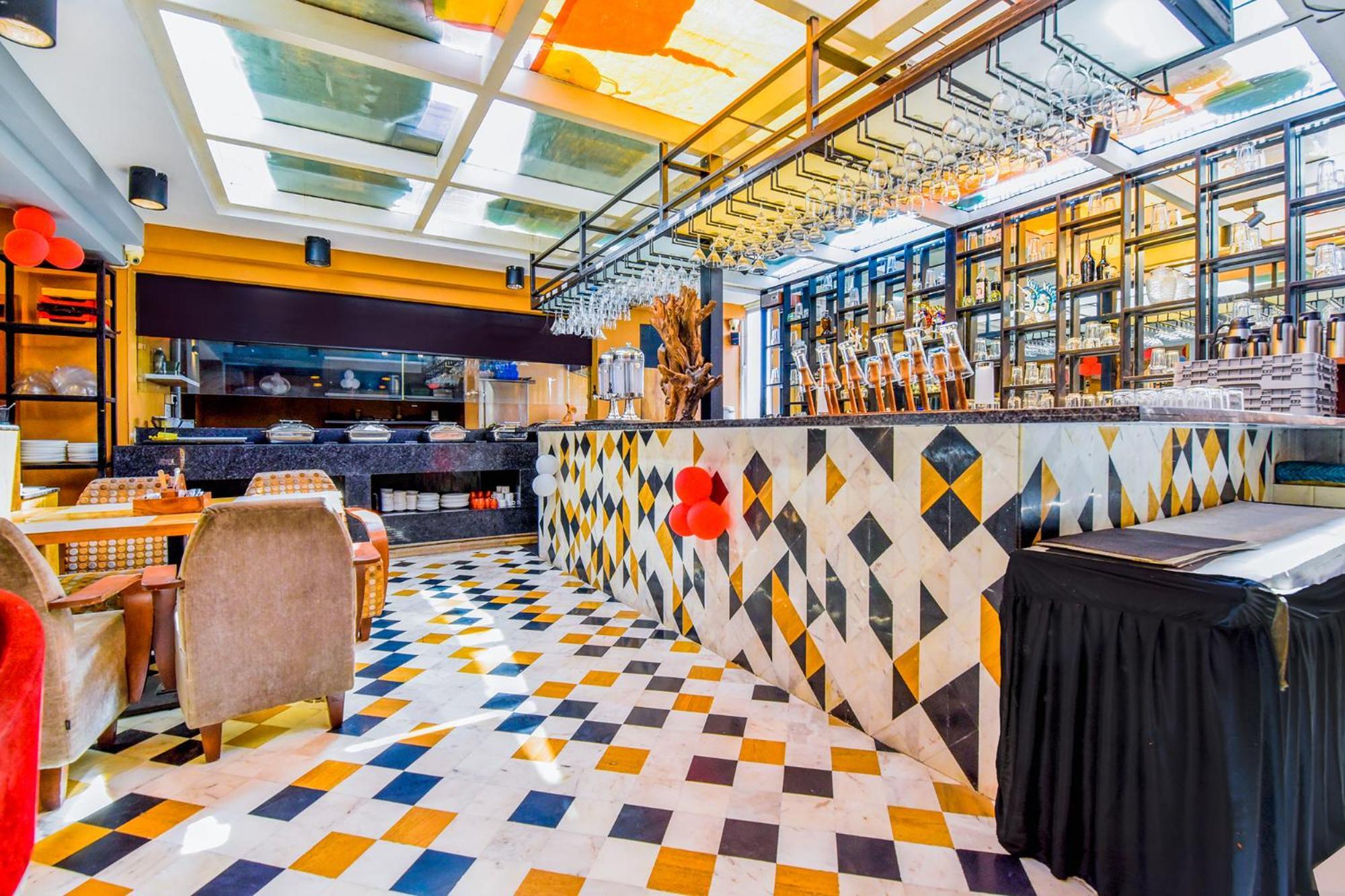 Fabhotel Naivara Boutique Udaipur Bagian luar foto